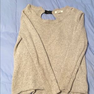 Backless sweater with black back straps